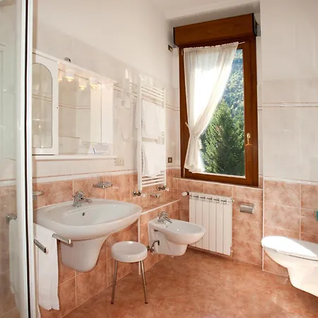 Hotel Oscella 3*