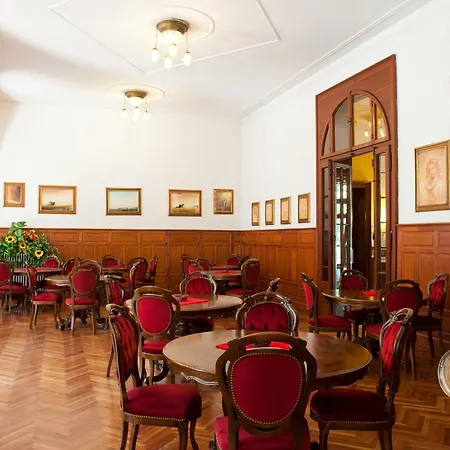 Oscella Hotel