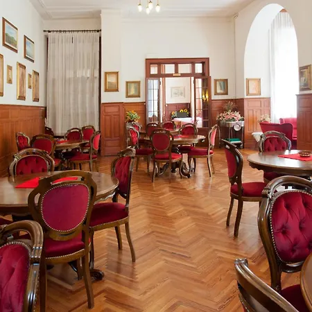 Hotel Oscella 3*