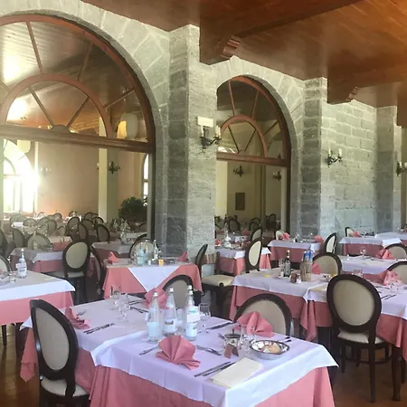 Oscella Hotel